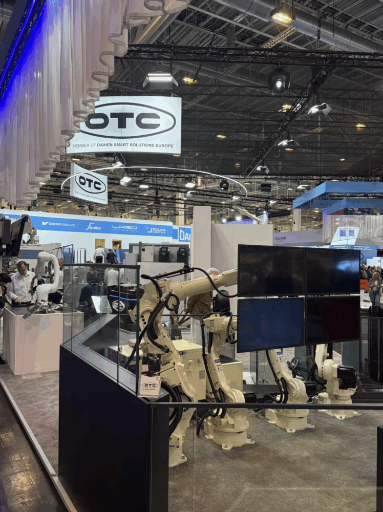 Technology trade fair, industrial robots, OTC booth, automation